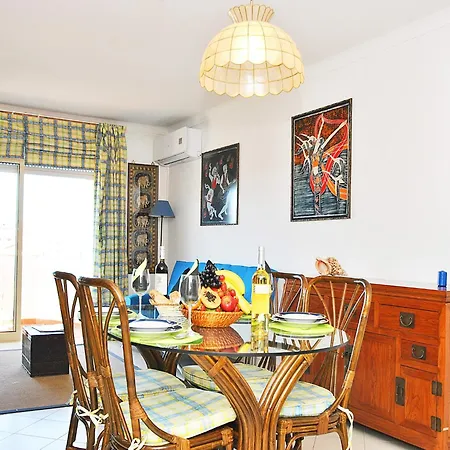 Lejlighed Apartment For 4 People With Shared Pool *