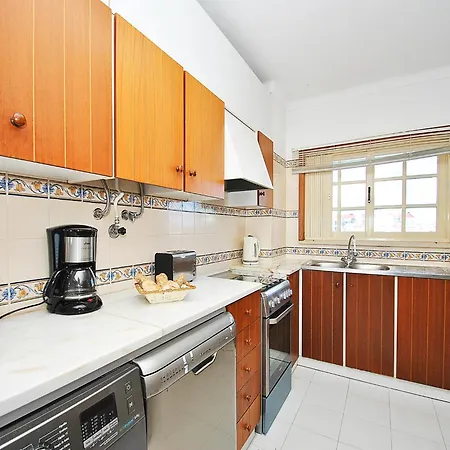Apartment For 4 People With Shared Pool Appartamento Albufeira